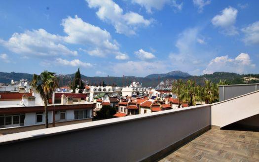 Centrally Located Ultra-Luxury 210 Sqm 3 Bedroom Apartment for sale