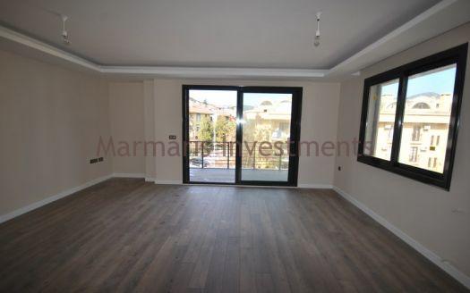 High-quality apartment for sale close to amenities around Marmaris city centre