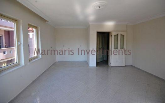 Bargain apartment for sale in Marmaris close to facilities
