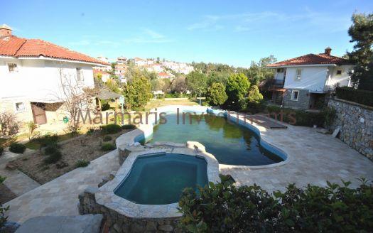 Charming Apartment for sale in Datca with a swimming pool