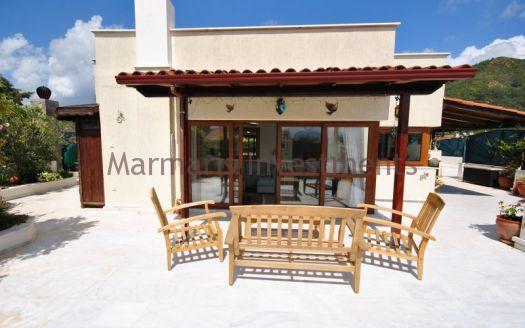 The spacious 4 bedroom duplex apartment with a huge terrace in the centre of Marmaris