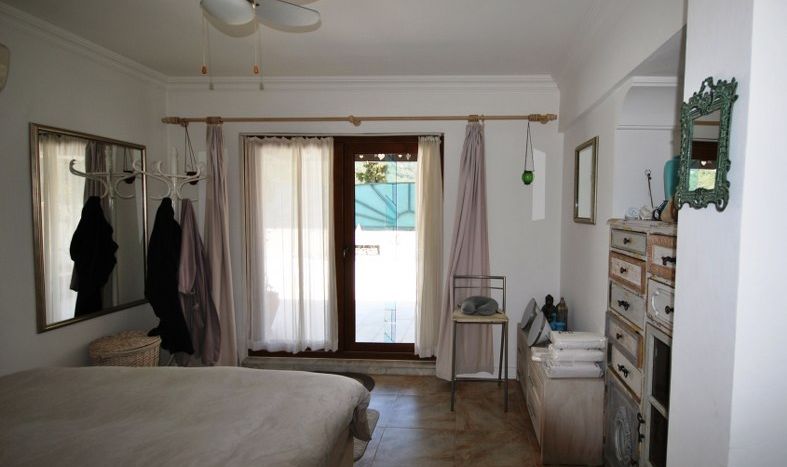 ThespaciousduplexapartmentforsaleincentreofMarmaris