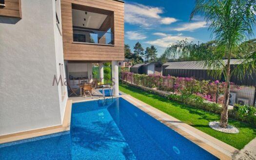 Contemporary villa for sale in Marmaris Beldibi