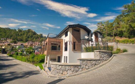 Contemporary villa for sale in Marmaris Beldibi